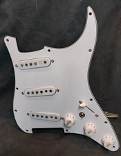 SSS bianco carico per battipenna Strat con GM Alnico 5 62z e mod