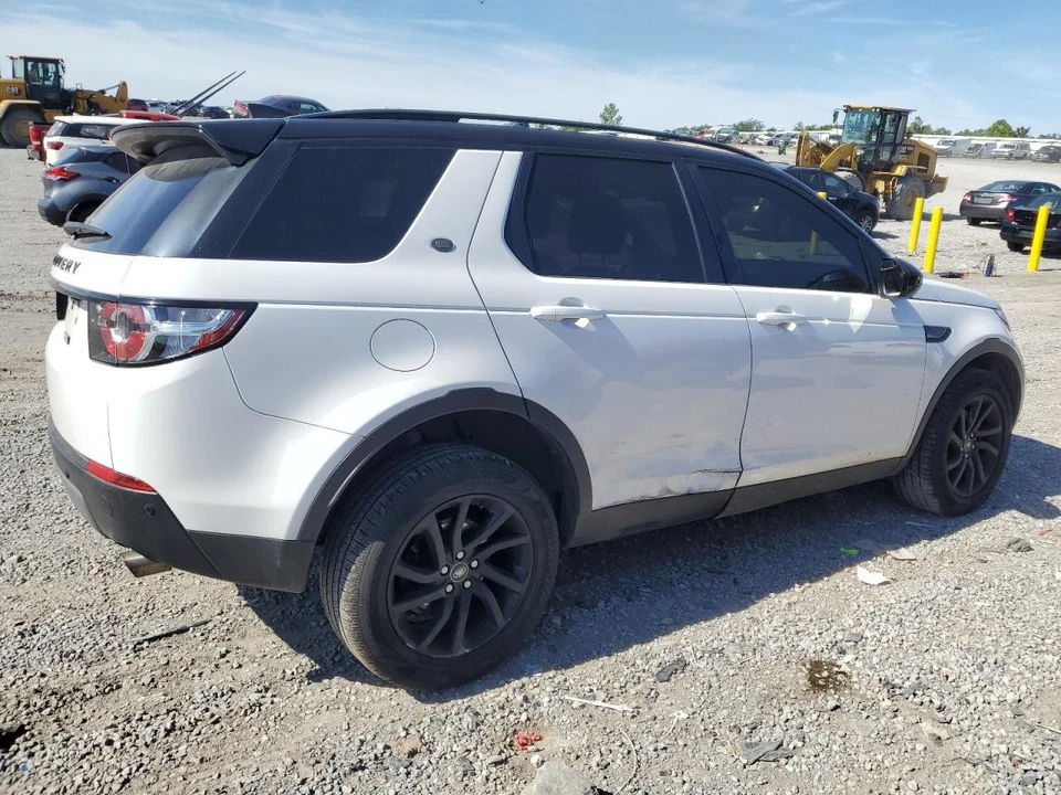 Used Air Cleaner Assembly fits: 2019 Land rover Discovery sport  Grade A - Image 3 of 4