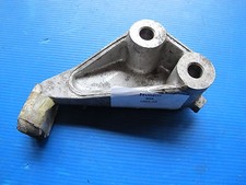 Support moteur Peugeot 404