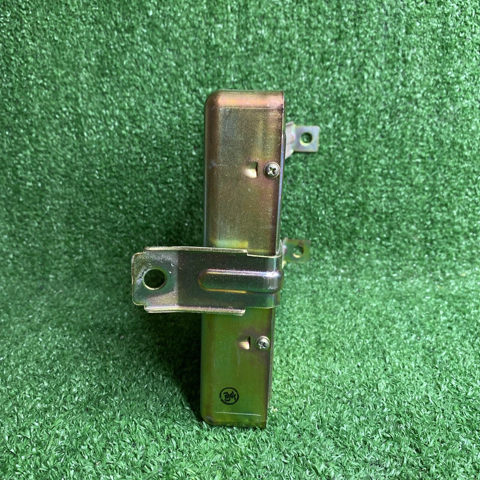 1992 1993 Geo Metro 1.0 Covertible Engine Computer Ecu Ecm Pcm 33920-51d2 - Image 3 of 4