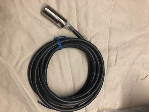 E2E-X7D1-N, 2 WIRE, M18, 7MM SENSING DISTANCE, TUBULAR PROXIMITY SWITCH OMRON - Picture 11 of 24