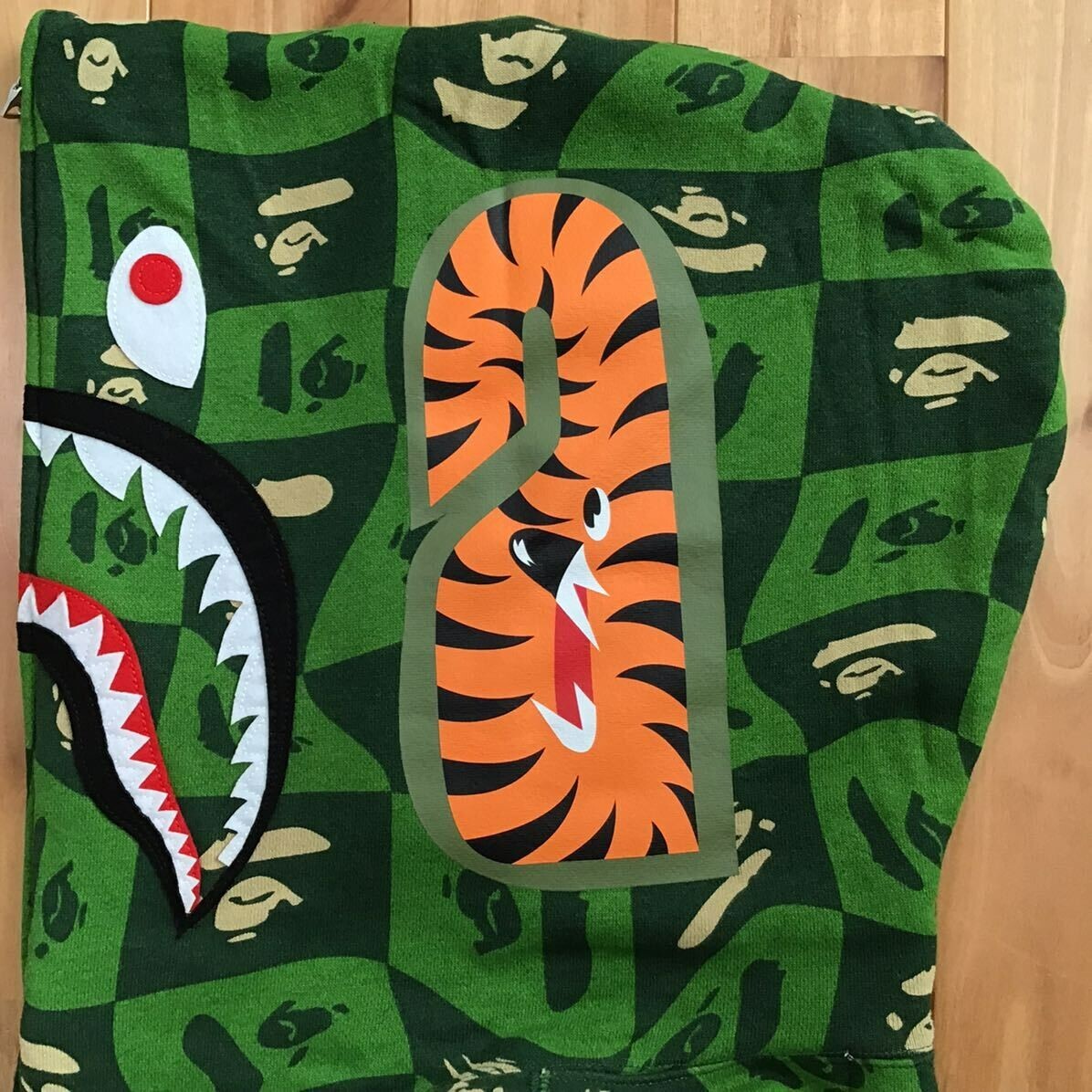 A BATHING APE★Shark ロゴ カモ柄ジップアップパーカー Green BAPE FACE logo shark full zip hoodie Green A Bathing Ape