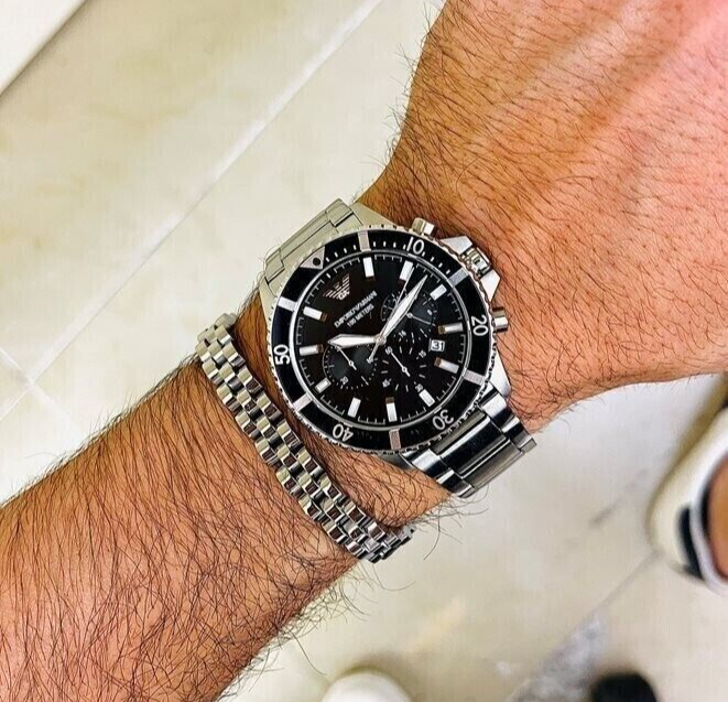ア*ス様 【EMPORIO ARMANI】腕時計 AR11360【美品】 NEW EMPORIO ARMANI DIVER AR11360 BLACK DIAL AND SILVER TONE MEN'S