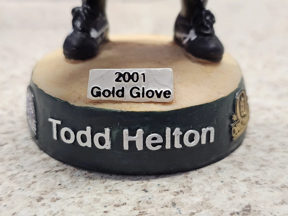 Todd Helton Colorado Rockies MLB 2002 SGA Bobblehead NIB 2001 GG - Image 3 of 4