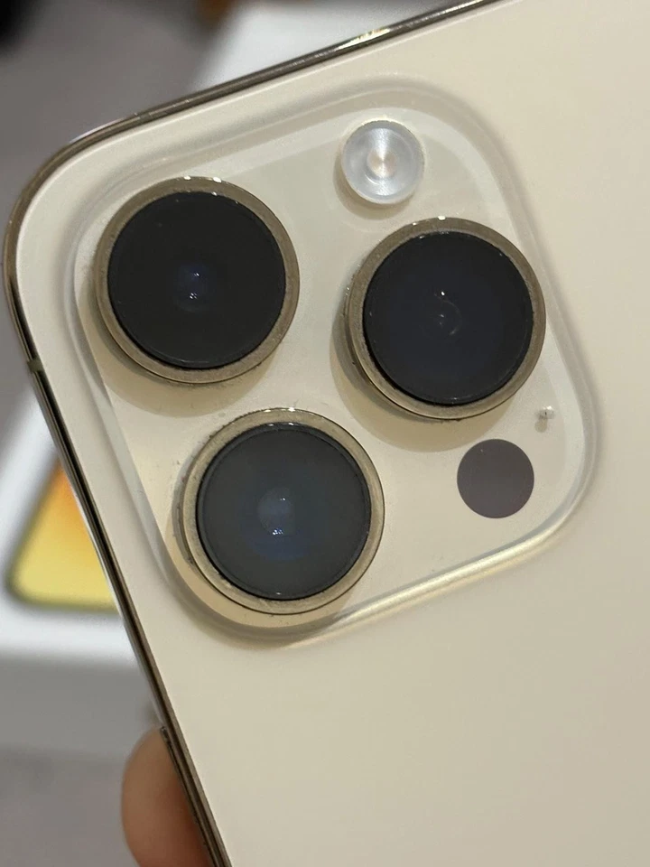 Apple iPhone 14 Pro Max - 256GB - Oro Funzionante Schermo Da Sostituire - Immagine 4 di 4