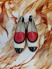 chanel vintage ballets flats