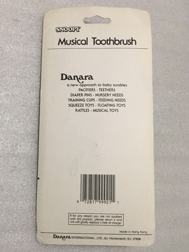 Peanuts Snoopy Toothbrush & Tumbler Cup Lot Musical Danara Oral-B VINTAGE NEW - Picture 3 of 10