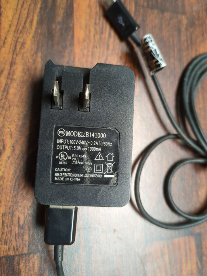 Verizon Travel Charger Model B141000 Wall Charger, Old Style Plug ...