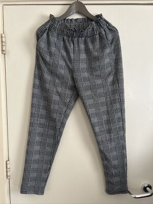 New Look Smart Casual Black and White Check jogger Trousers Size 6