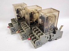 OMRON MY4 RELAY 24 VDC AND P&B 93430C-E RELAY SOCKET 7A 300 VAC (LOT OF 3)