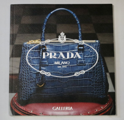 PRADA GALLERIA 2011 handbags look book catalog