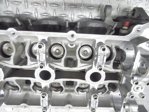 2008 Ferrari F430 Spider Right Passenger Cylinder Head REBUILT 2204807 - Picture 21 of 24