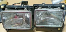 Freightliner Dual Rectangle Headlamp RH -- A06-15605-003
