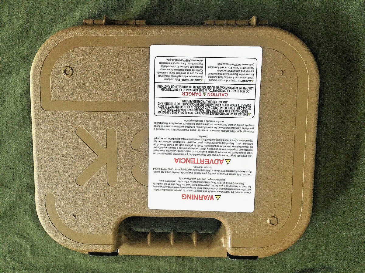 Glock 19X FDE TAN Factory Clam Shell Hard Pistol Case W/ Manual