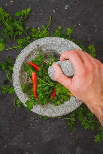 World of Flavours Mexican Pestle and Mortar Set, Natural Granite, 20Cm (8''), Gr - Picture 5 of 11