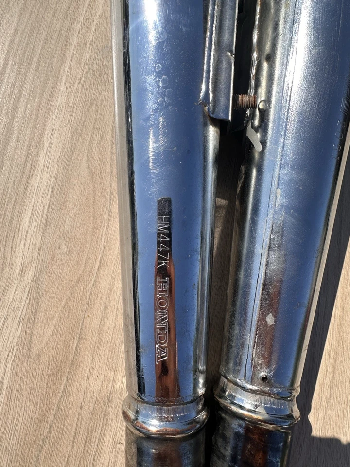 Silenciadores Cm400a Sankei 1979  Foto 2 de 3