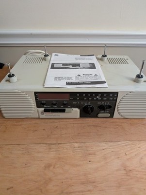 Vintage GE Spacemaker Am/Fm stereo radio and cassette  Player 7-4285A WORKS