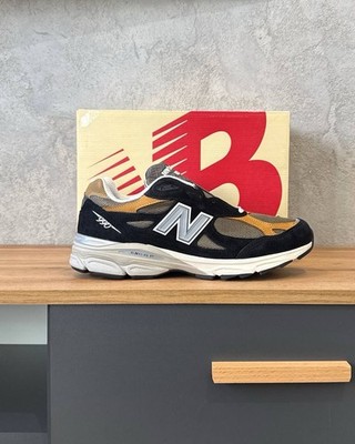 New Balance 990v3 Teddy Santis  Black Tan  11 US