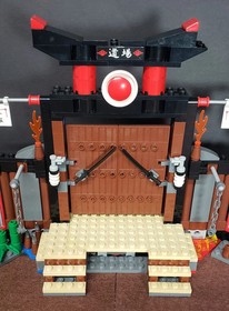 Lego Spinjitzu Dojo 2504 Ninjago Zane Sensei Wu 100% Complete Set Golden Weapons