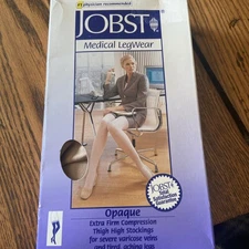 Jonathan Medical Leg wear 30–40 MMHG Size Medium Color￼beige