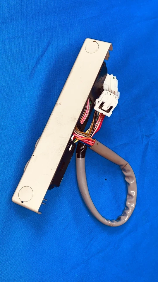 Interruptor de control de ajuste del asiento interior del pasajero OEM INFINITI FX35 FX45 - BRONCEADO Foto 2 de 2