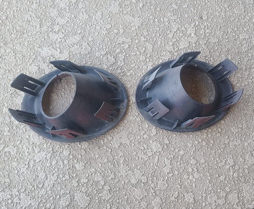 08 - 13 LAND ROVER LR2 OEM RED RIGHT & LEFT FOG LIGHT BEZELS - Picture 3 of 5