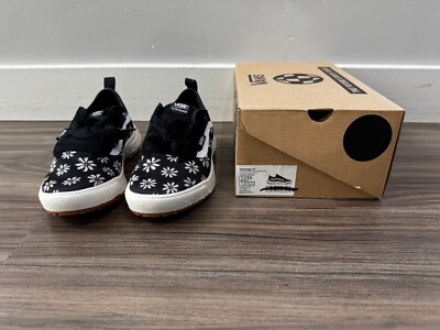 Vans UltraRange VR3 Kids Sneakers Size 2 Painted Floral Black/White   New in Box