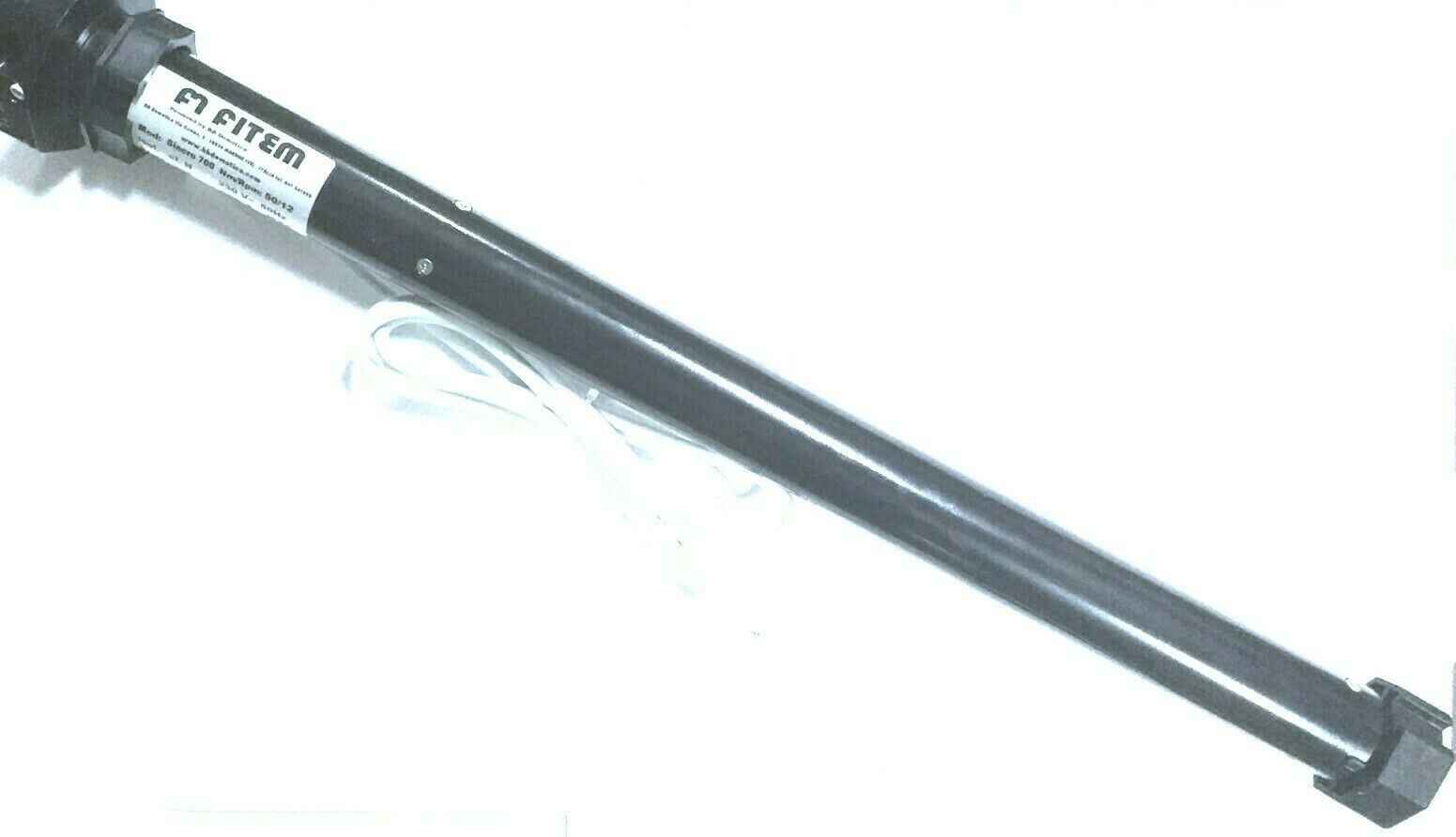 Foto 1 di 9