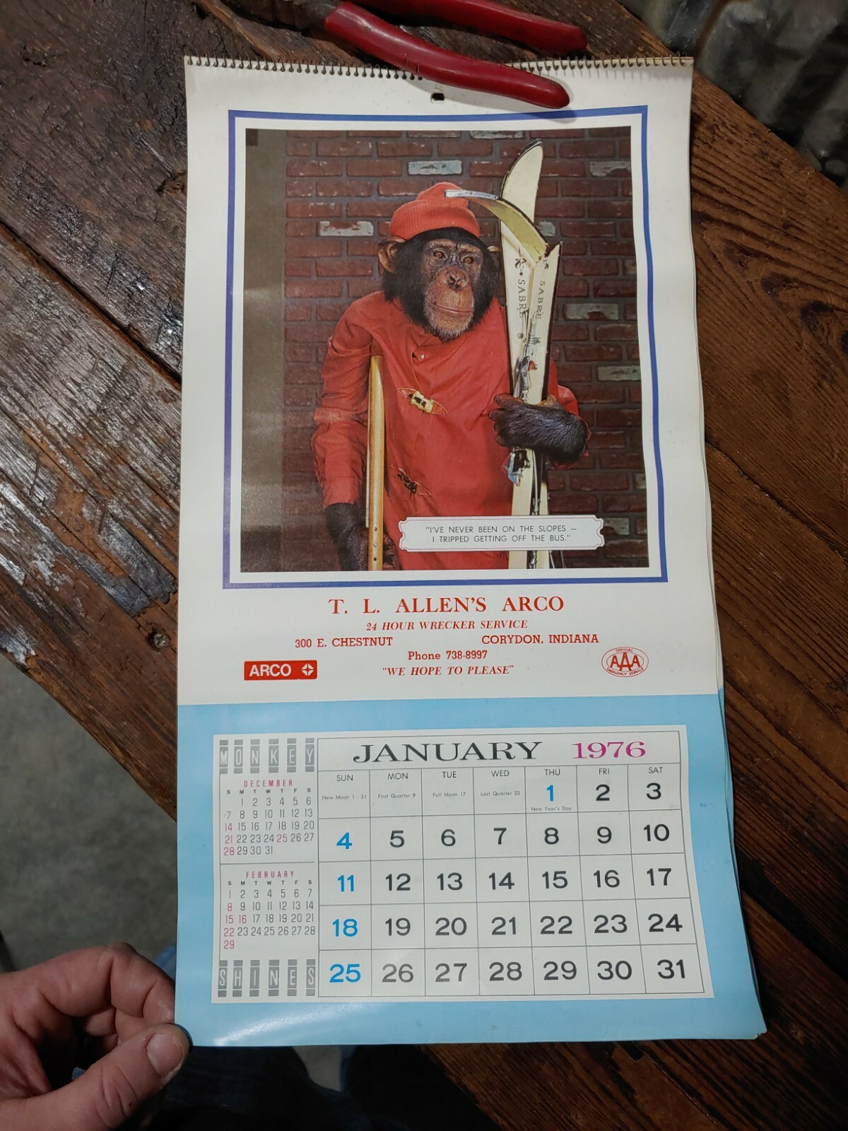 1976 TL Allen Arco Sinclair Gas Station Monkey Business Calendar