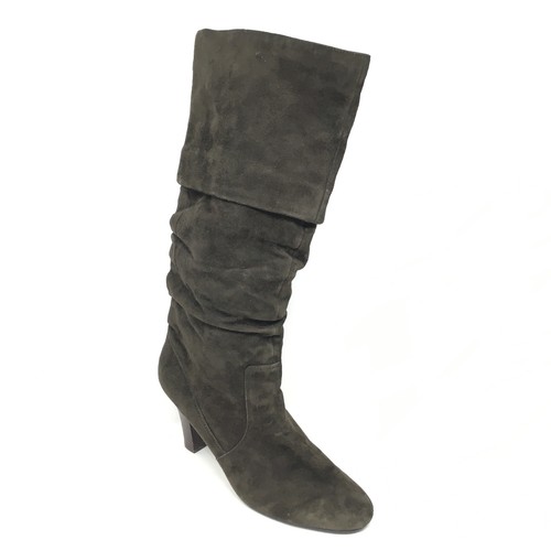 betsey johnson wristlet purses