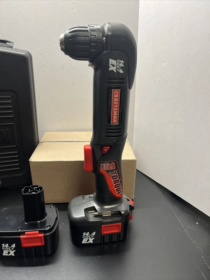 Taladro atornillador de ángulo recto Craftsman 1325101 3/8” 14,4 voltios 2 baterías Foto 2 de 4