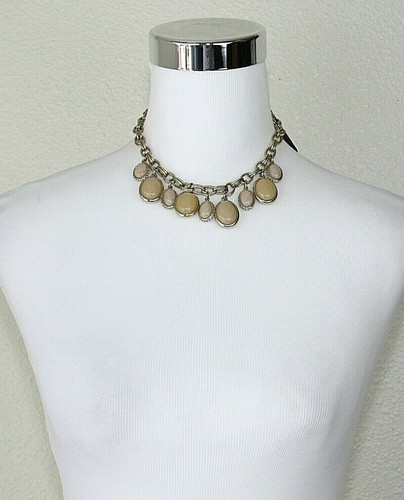 NWT ANN TAYLOR Necklace / Choker Gold Tone Metal Chain / Beige Lucite Charms #02 - Picture 2 of 7
