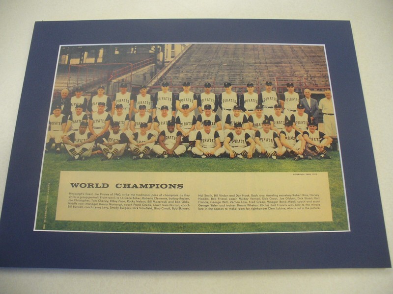 1960 Pittsburgh Pirates World Champs. Team Photo  NY Sunday News Colorfoto.
