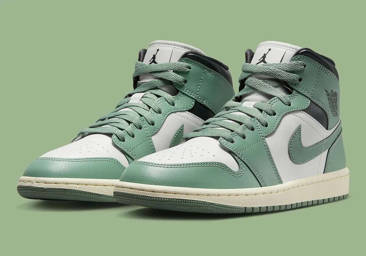 Nike Air Jordan 1 Mid Shoes 'Jade Smoke' BQ6472-130 Women's Nike Air Jordan 1 Mid Shoes 'Jade Smoke' BQ6472-130 Women's