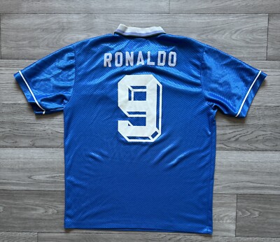 【中古】サッカーユニフォーム　ブラジル代表 RONALDO 9番 シャツ 中古】サッカーユニフォーム ブラジル代表 RONALDO 9番 シャツ