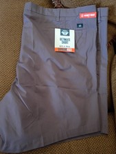 Dockers Straight Fit Supreme Flex Ultimate Sh...
