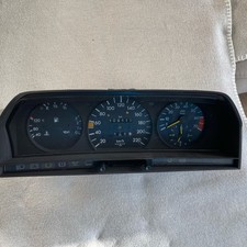 Mercedes W201 Tacho mit Kombiinstrument Mercedes W201 Tacho mit Kombiinstrument