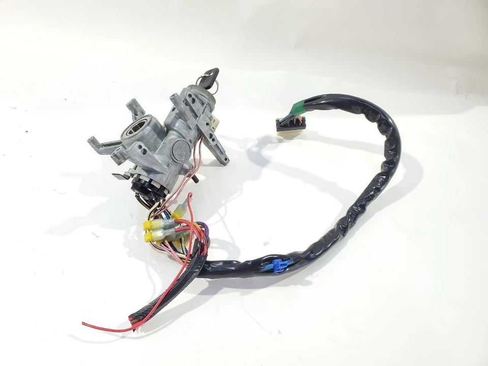 1999 2000 2001 Isuzu Vehicross OEM Ignition Switch With Key - Image 2 of 4