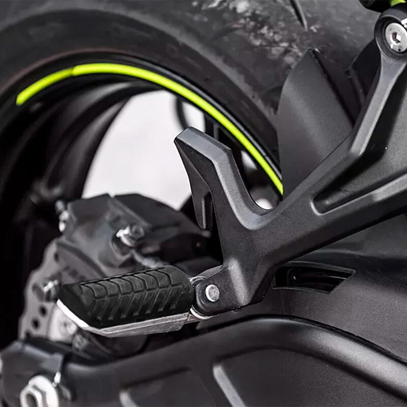 Reposapiés trasero pasajero apto para Kawasaki Ninja 650 EX650 Z650 17-2025 Foto 3 de 4