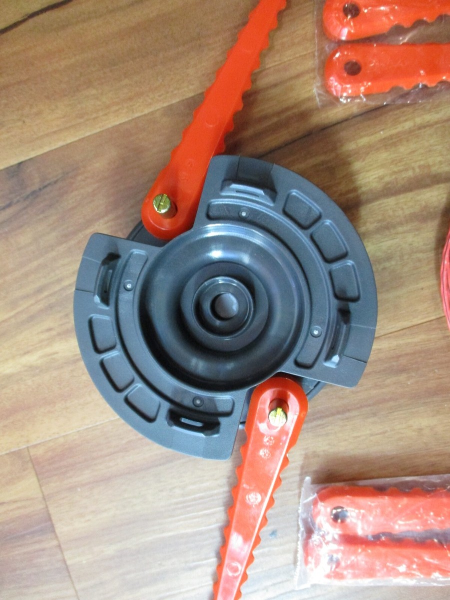 RYOBI 2-in-1 Pivoting Fixed Line OR Bladed Head - USES YOUR