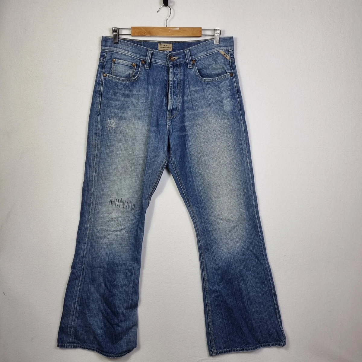 Jack Jones Size 32W 32L Straight Relaxed Fit Light Blue Denim Mens Jeans