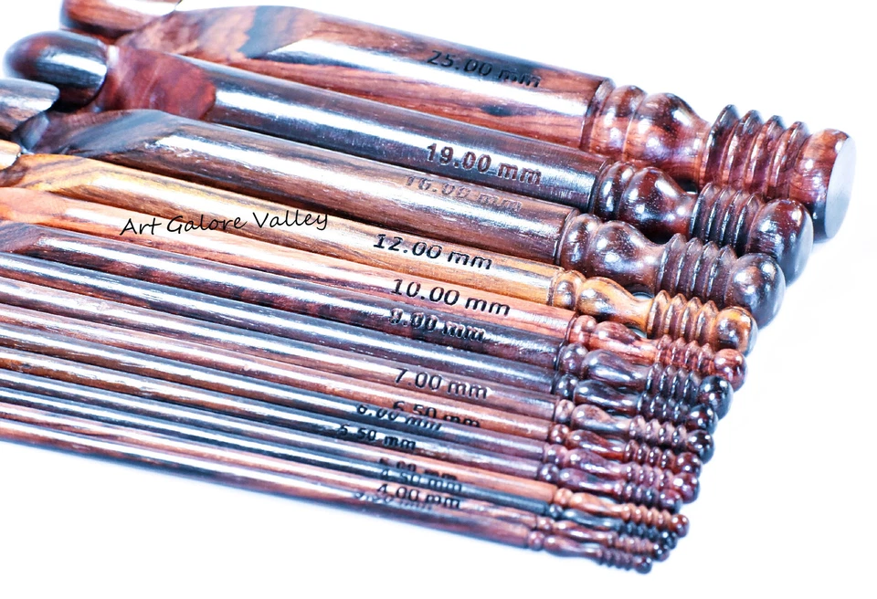 Wooden Ergonomic Crochet Hooks Knitting Hooks Set of 15 Size 3.5mm to 25mm - Image 3 of 4