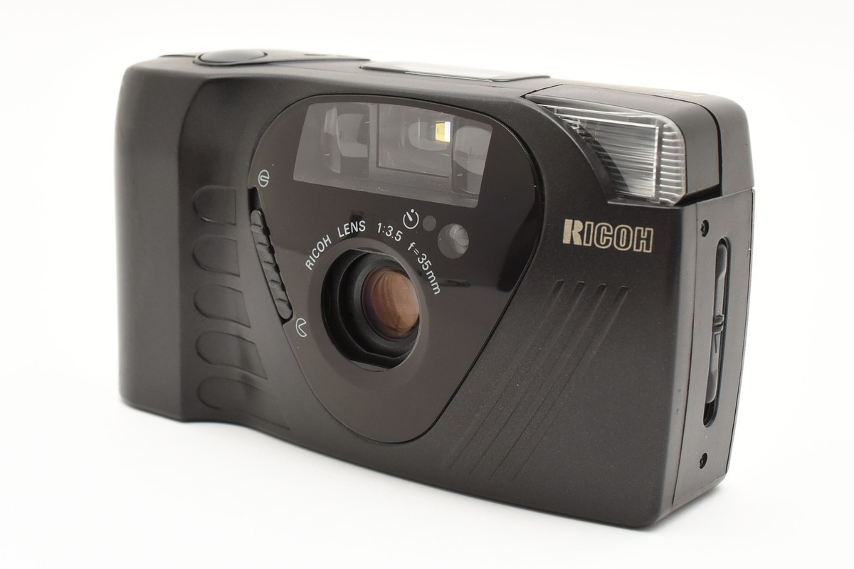 Near MINT] Ricoh FF-9D f/3.5 35mm Point & Shoot Film Camera