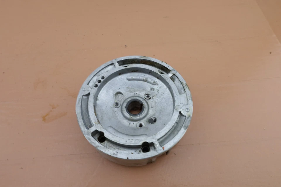 Motosierra Olympic 254 OEM volante 5523V Foto 4 de 4