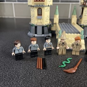 Lego 4867: Harry Potter Hogwarts Complete - RETIRED