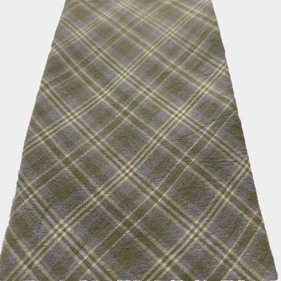 Corbata para hombre GAP 85 % rayón y 15 % lino verde claro a cuadros 59x3 3/4" Foto 3 de 4