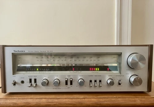 Technics SA-404 Vintage AM/FM Stereo Receiver Amplifier