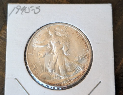 1945-S and 1947 P Walking Liberty Half Dollar. 90% Silver 2 Coin Lot AU/UNC
