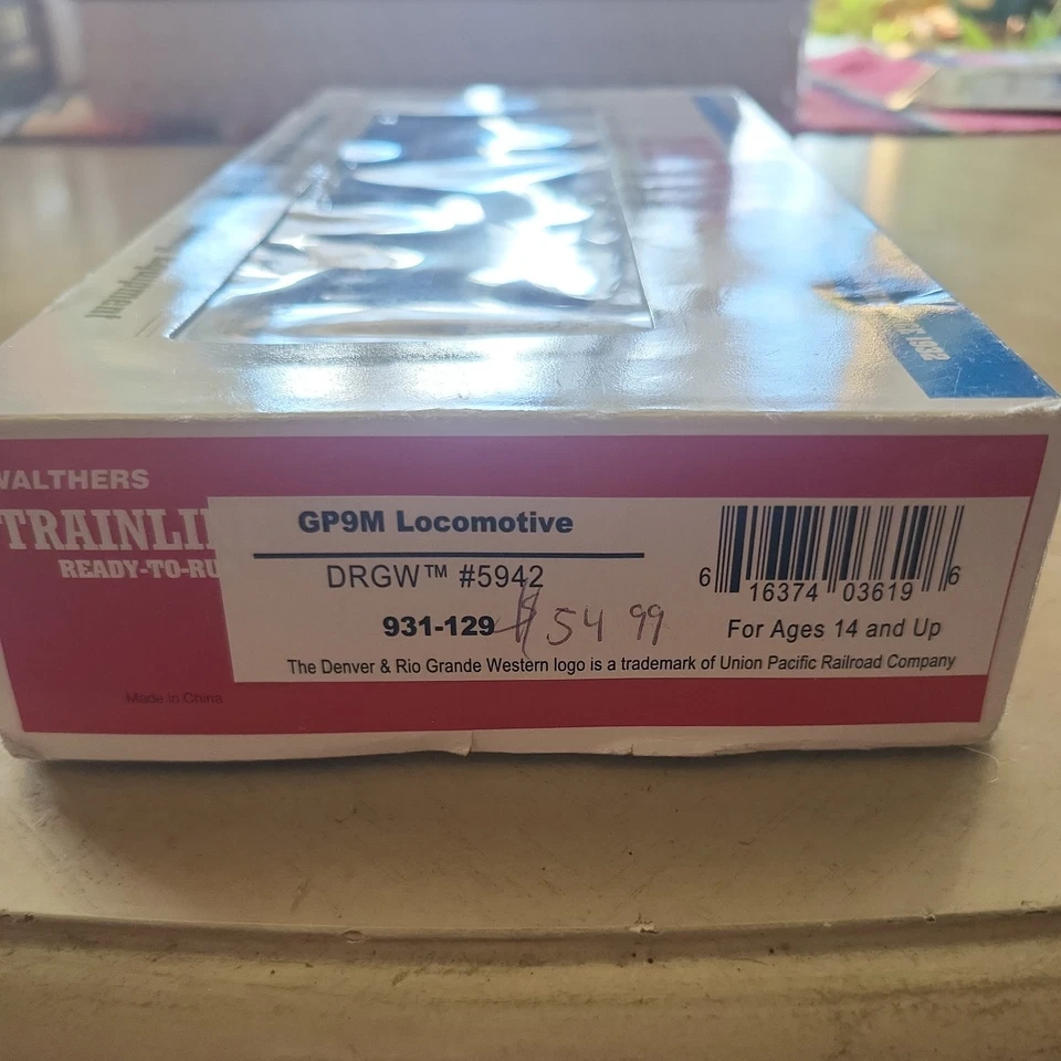 Walthers 931-129 DRGW Diesel Loco.  New cond & operation. 2 rail DC. HO Scale - Image 2 of 4