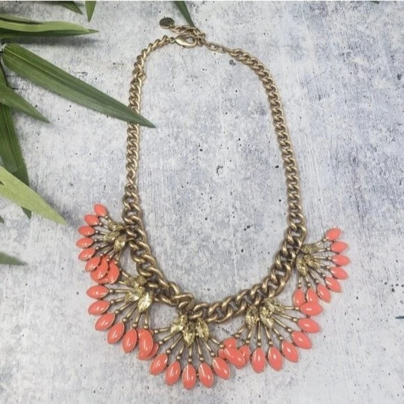 Coral cay necklace new arrivals